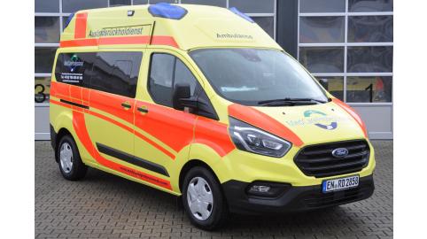 Krankentransportwagen Ford Custom NOVARIS C